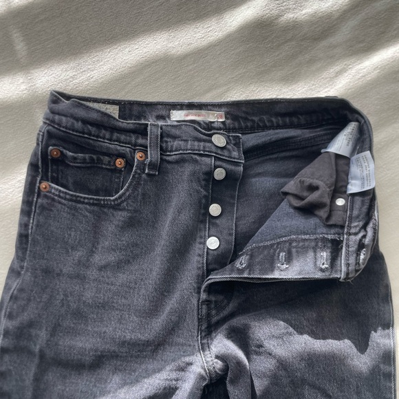 Classic Black Women's Jeans - Picture 2 of 6